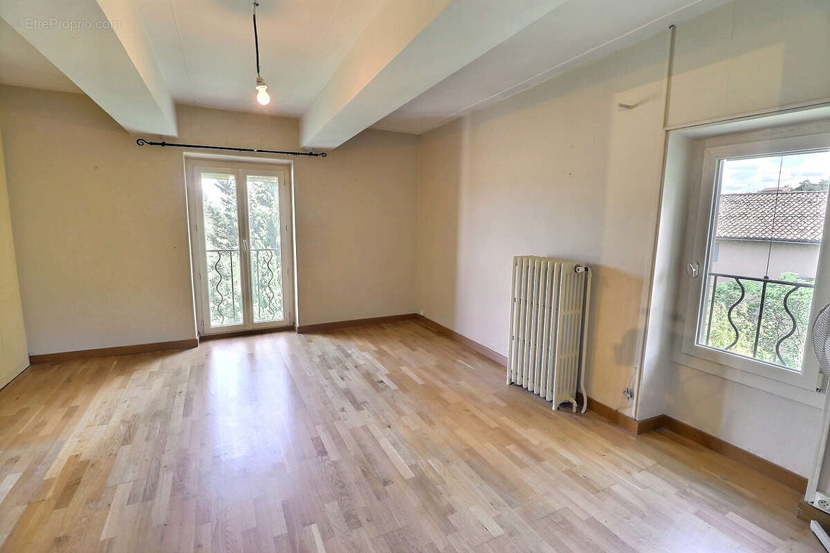 Maison à VEDENE
