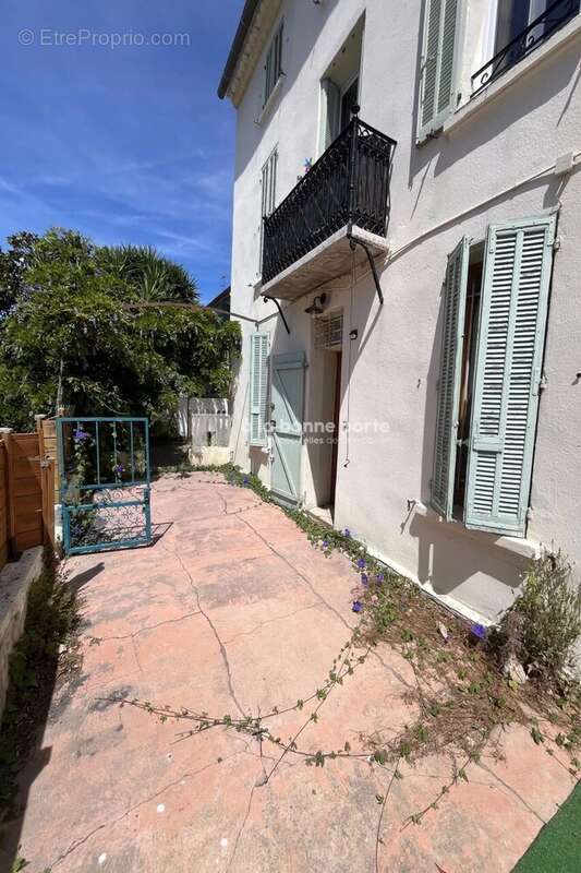 Appartement 53 m² à Toulon  - photo 4