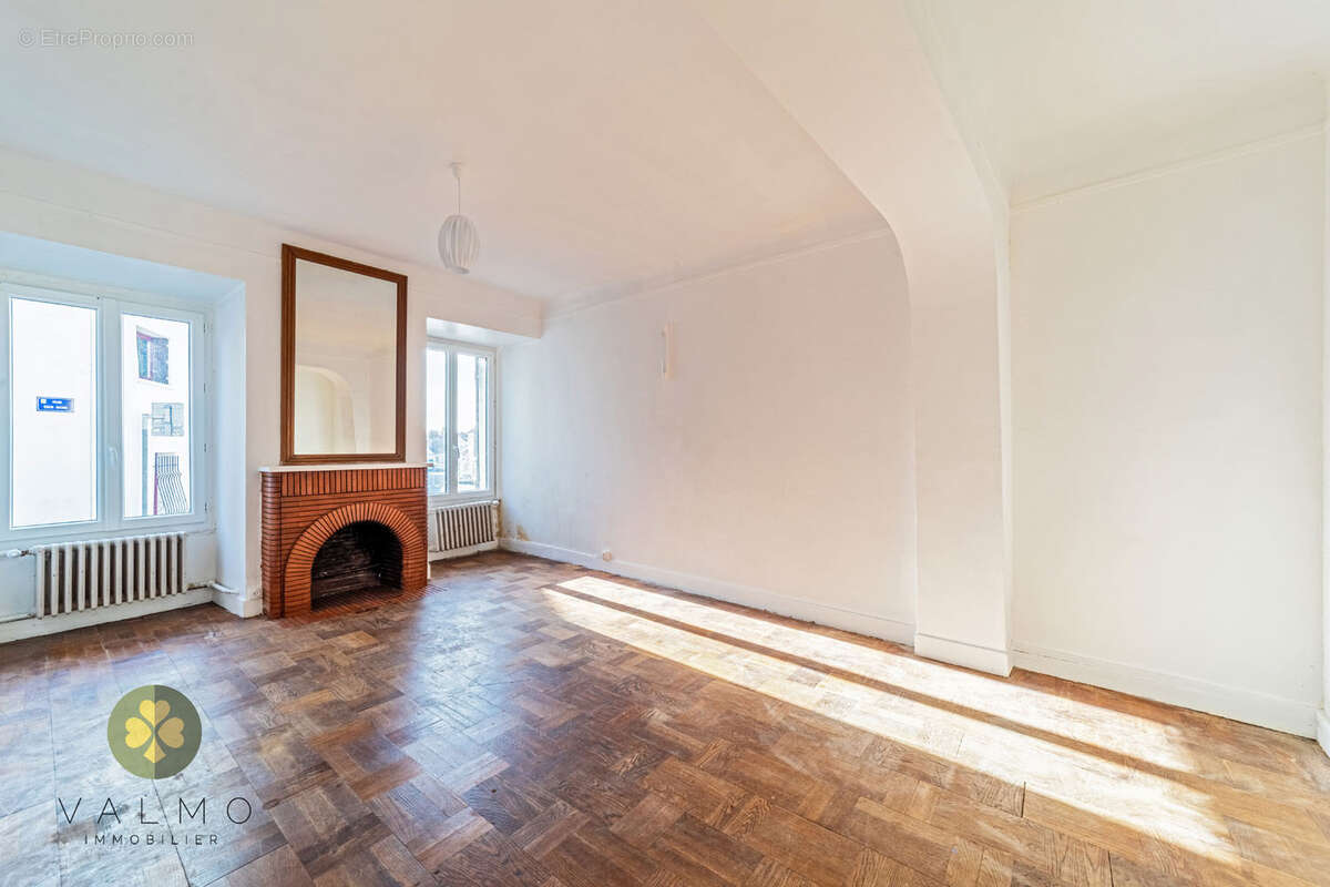 Maison à VILLIERS-SAINT-FREDERIC