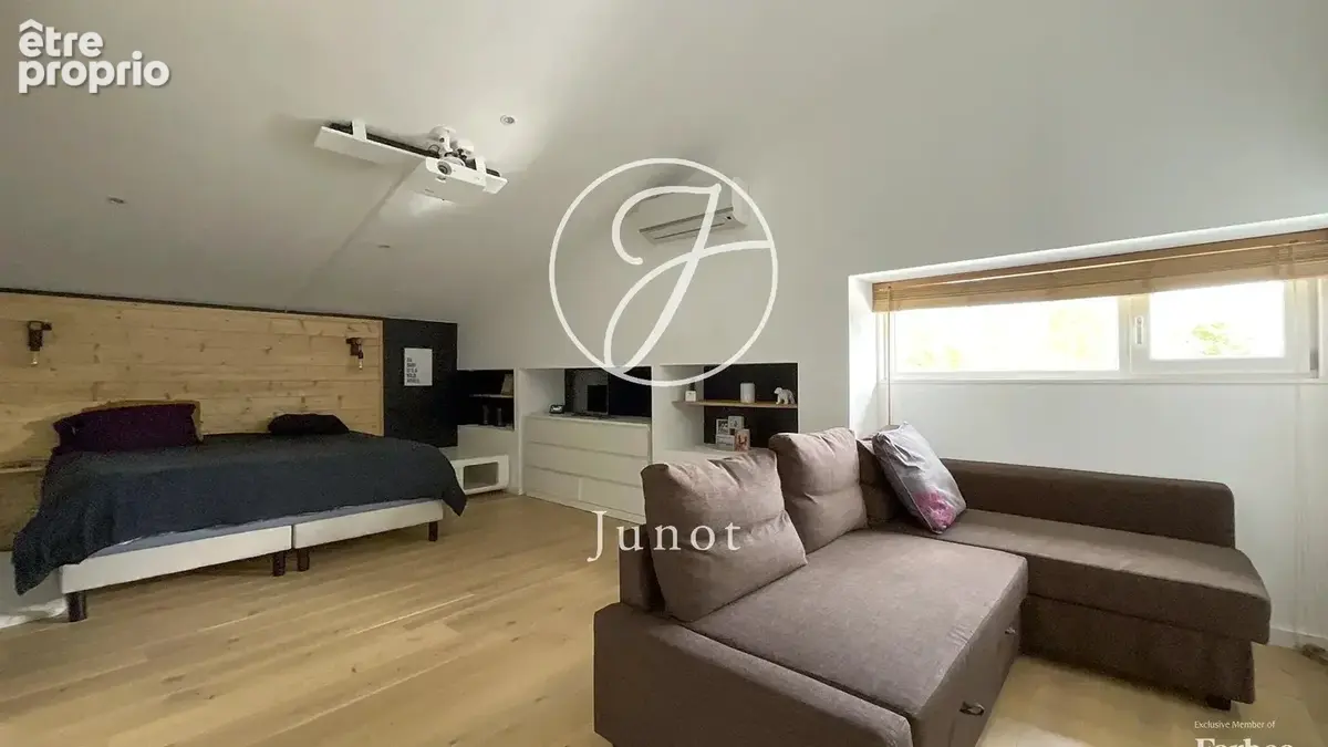 Hem - LA VALLEE - Loft de caractère - 7 pièces - 155m² – 4 chambres - Jardin - Parkings - photo 8