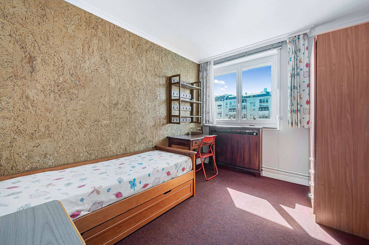 Montrouge - Appartement 5P - terrasse - cave - parking - photo 13