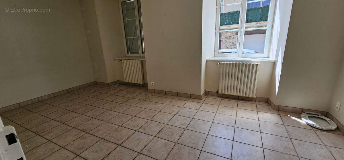 Bâtisse de charme avec 2 logements indépendants - photo 10