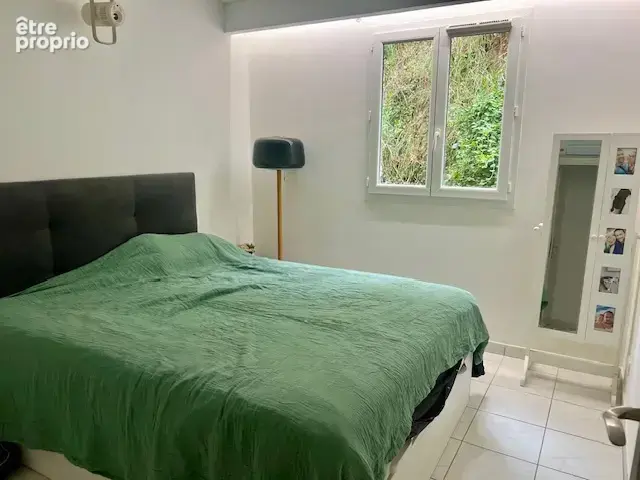 Magnifique 3 pieces en excellent etat-tres calme-vue degagee-grand garage avec acces par ascenseur - photo 4
