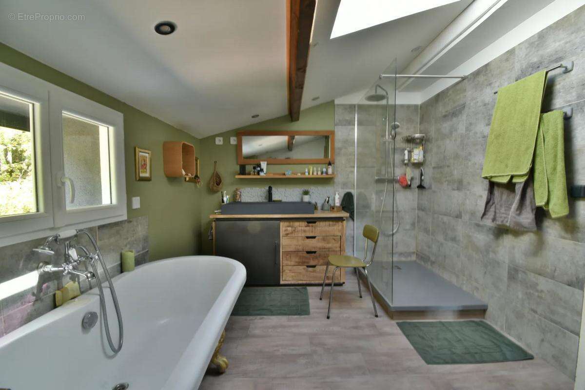 Maison à MAS-DE-LONDRES