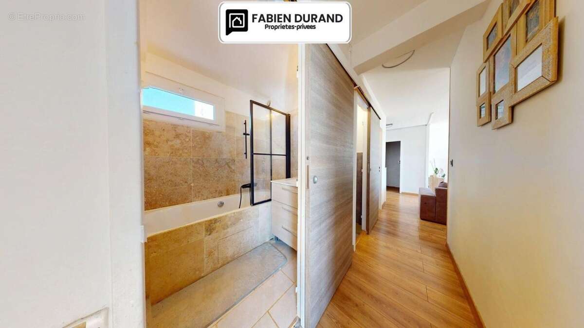 Appartement T4 91,73 m2  Garage Ascenseur à Draguignan - photo 9