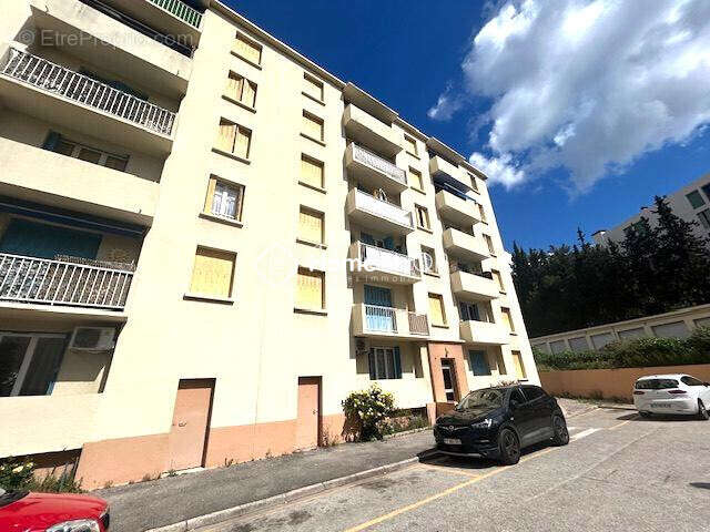 Appartement à MARSEILLE-13E