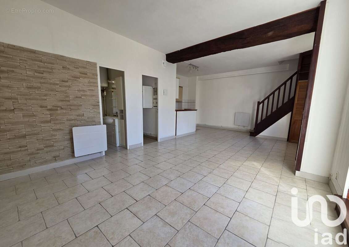 Photo 3 - Appartement à LA CHAPELLE-EN-SERVAL