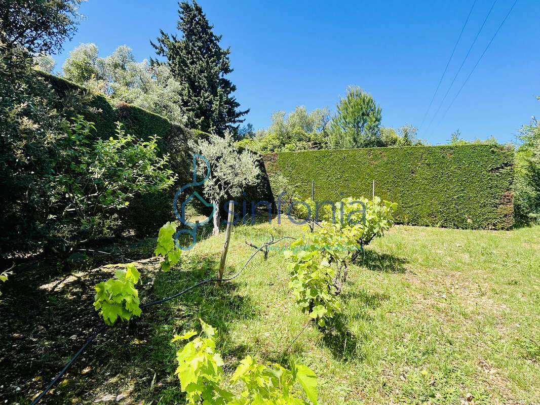 Maison à SERNHAC