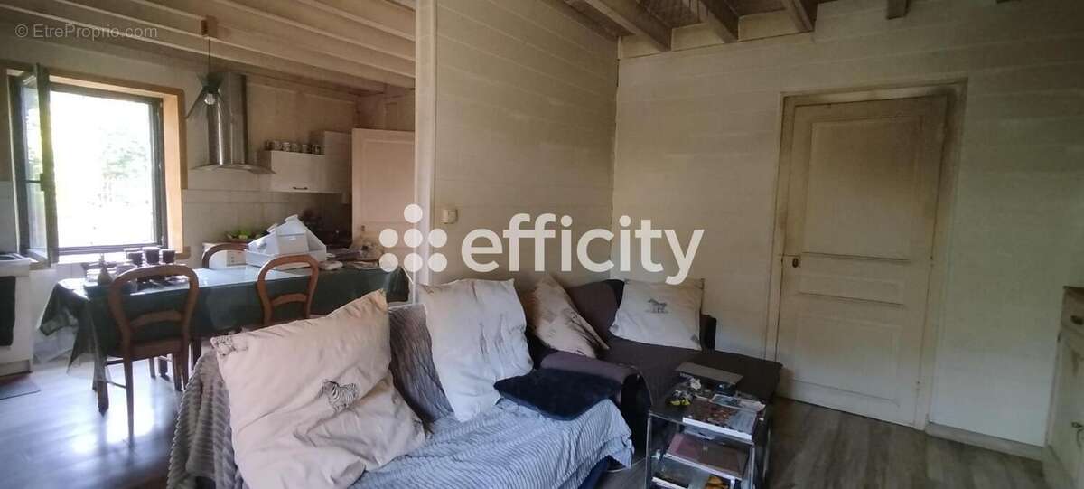 Maison 250 m² à Usson-En-Forez  - photo 28