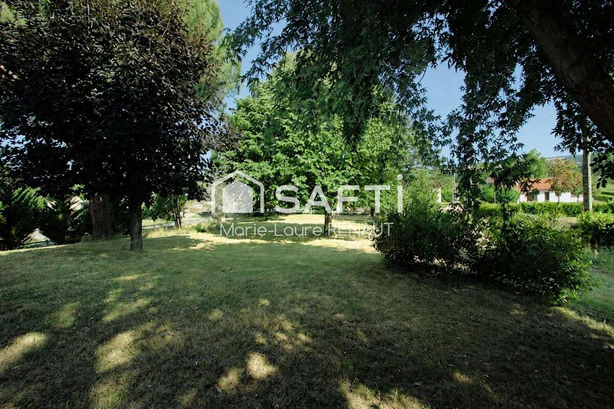 Maison 136 m² à Briatexte  - photo 3