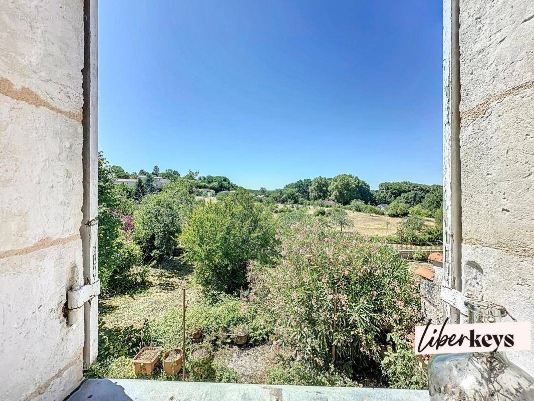 Maison à SAINT-AULAYE