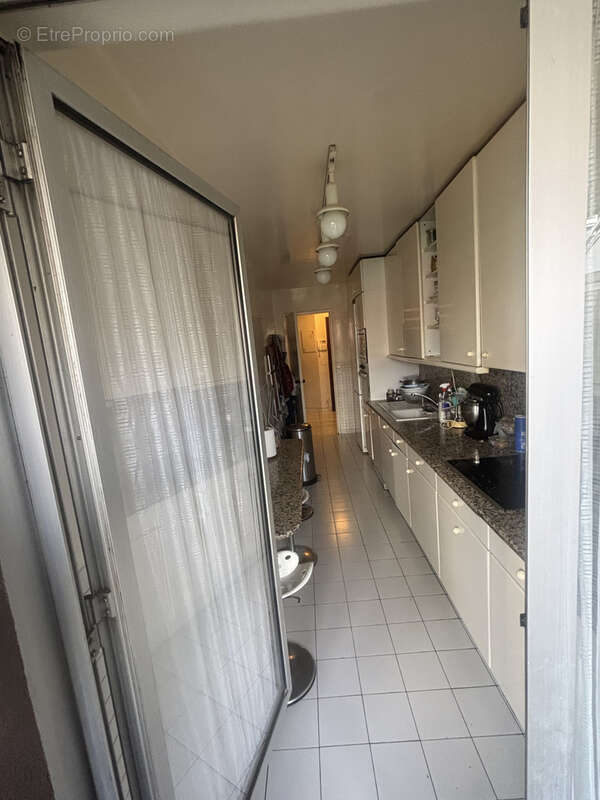 Appartement à PARIS-19E