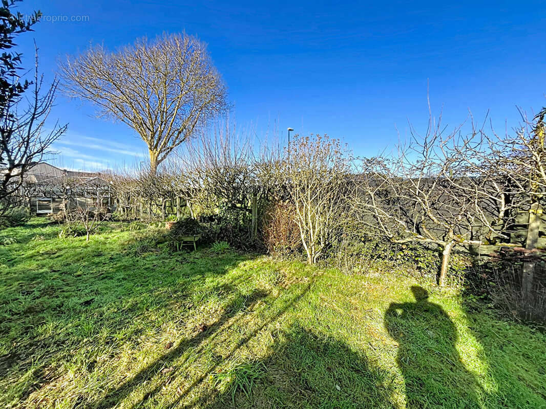 Maison à MINIAC-MORVAN