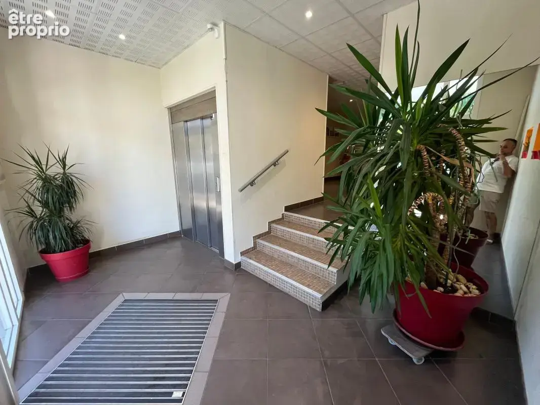 Appartement À Vendre - photo 13