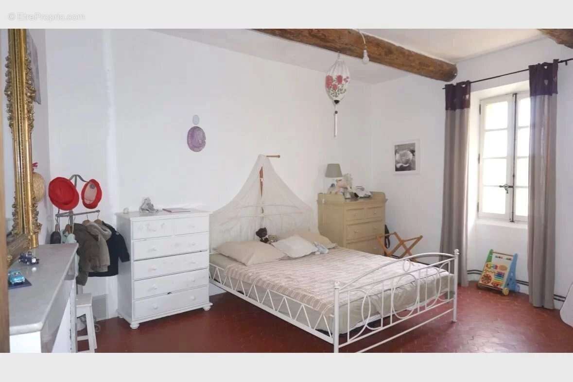 Maison à ROUSSILLON