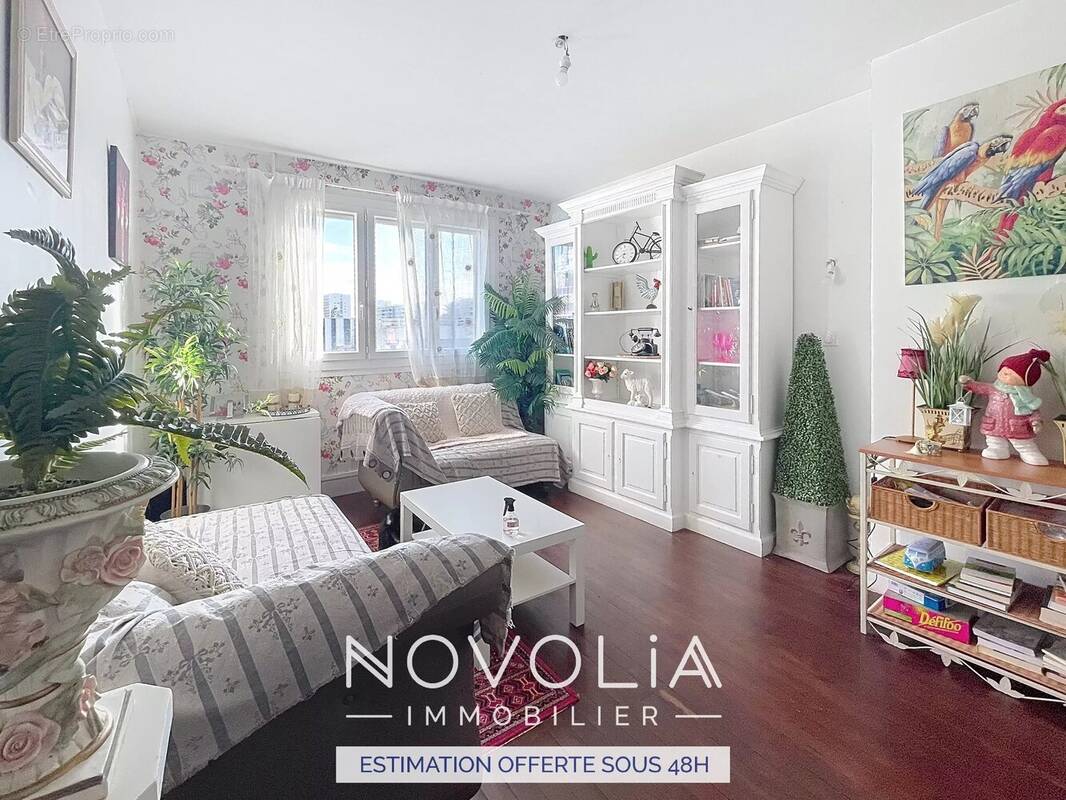 Appartement à LYON-8E