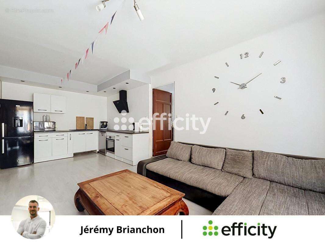 Maison 110 m² à La Bastide-Des-Jourdans  - photo 2