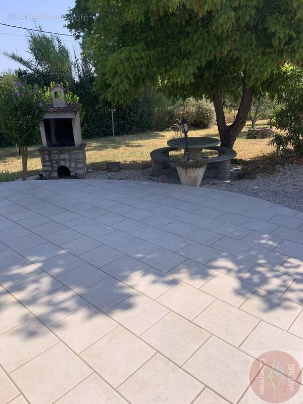 Belle villa de plaind- pied et son terrain de 1203m² - photo 13
