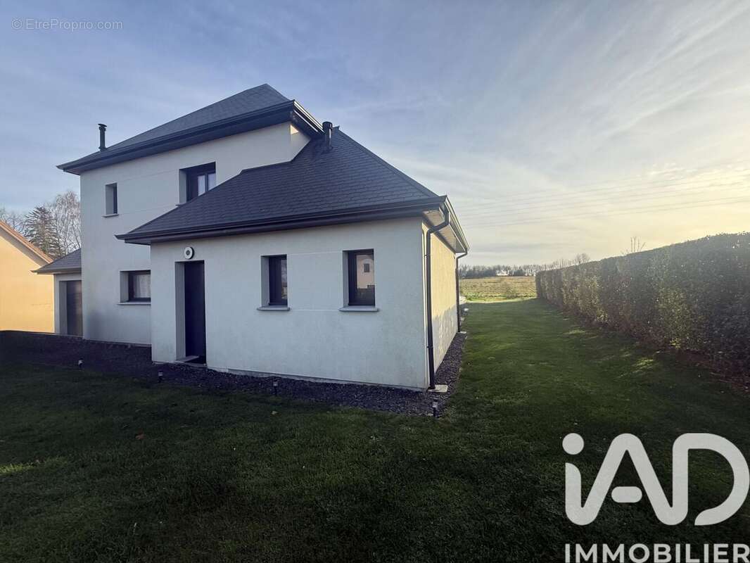 Photo 2 - Maison à LE TORQUESNE