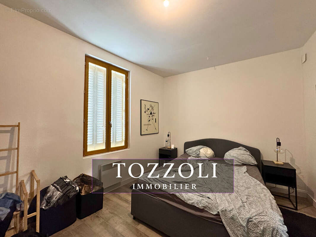 Appartement à SAINT-PIERRE-DE-CHANDIEU