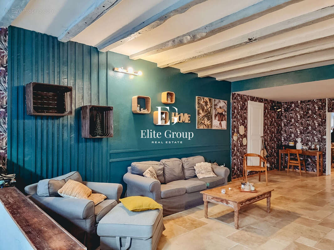 Maison à CHATEAUNEUF-SUR-CHARENTE