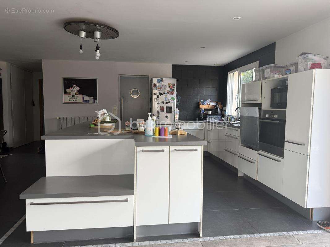 À vendre – Belle propriété familiale avec gîtes et terrain – À deux pas de Pont-l’Évêque - photo 5