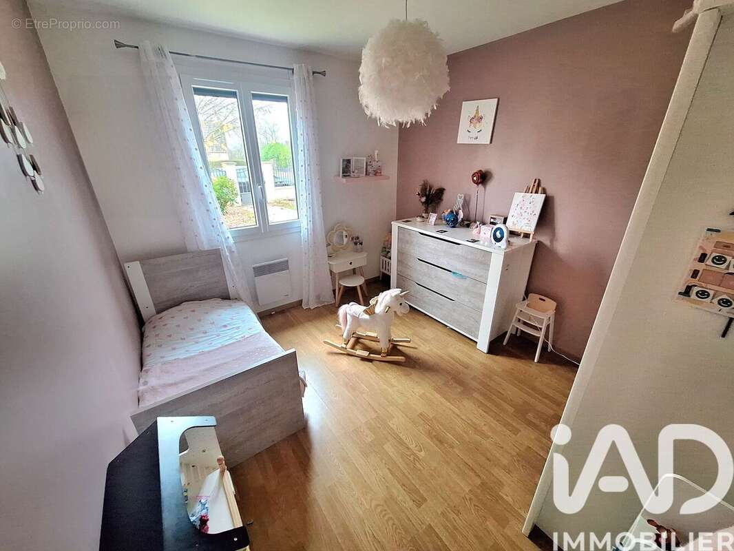 Photo 9 - Maison à RUEIL-LA-GADELIERE