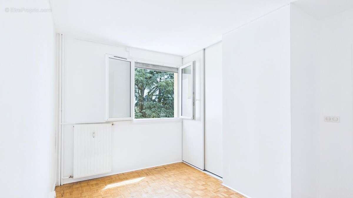 Appartement 85 m² à Nogent-Sur-Marne  - photo 6