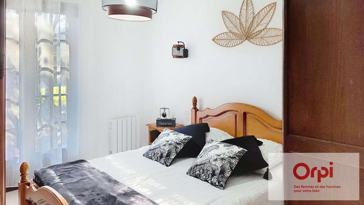 Maison à TERRASSON-LAVILLEDIEU