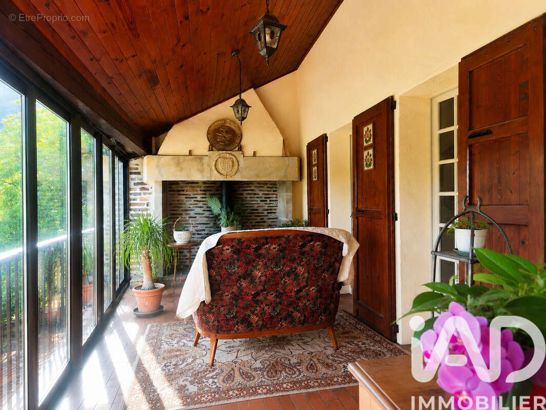 Maison 166 m² à Estaing  - photo 7