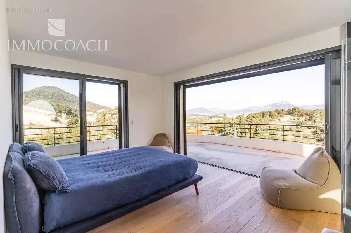 Villa Californienne avec piscine. vue dégagée au calme - photo 5