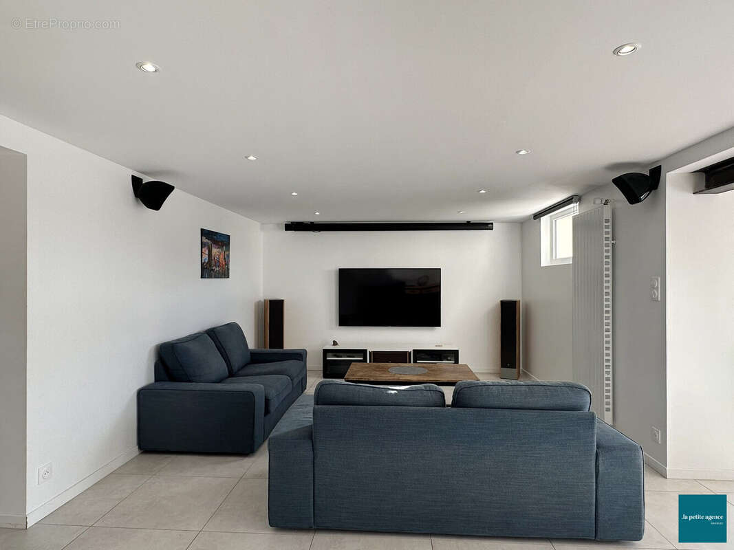 Maison à QUERQUEVILLE