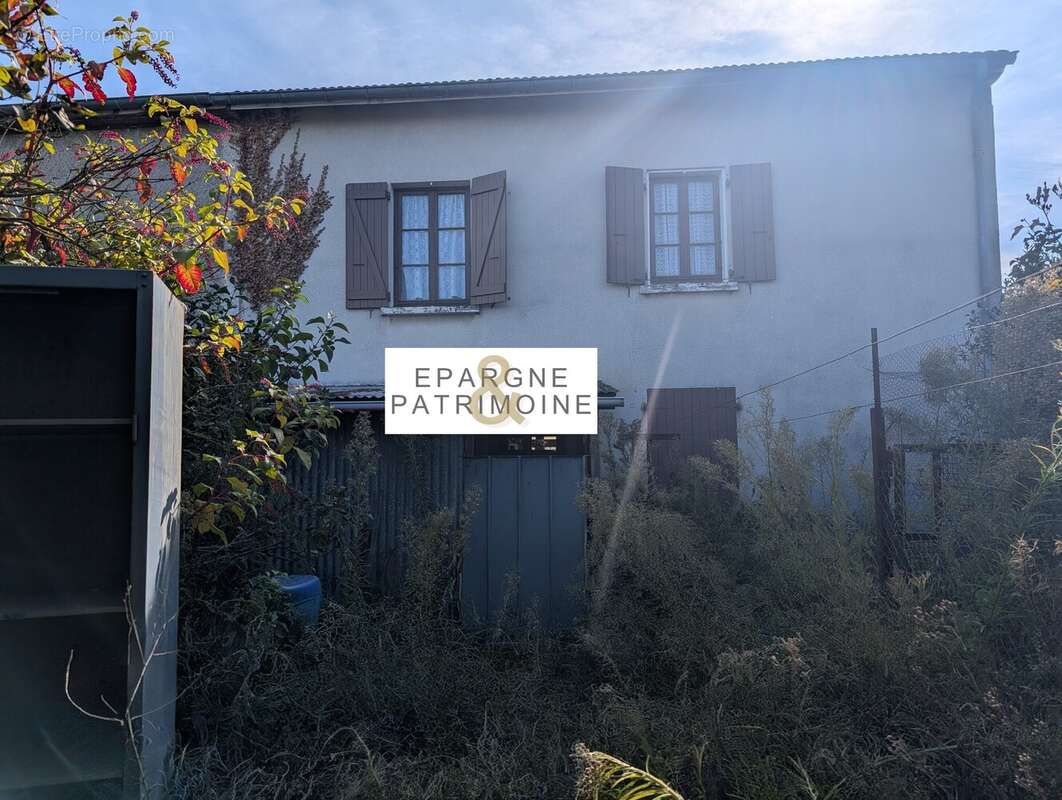 n°2 - Maison à LA VERPILLIERE