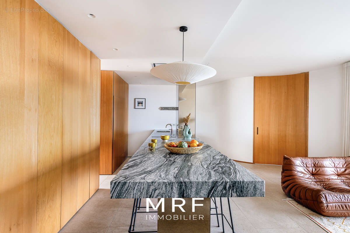 Appartement à MARSEILLE-7E