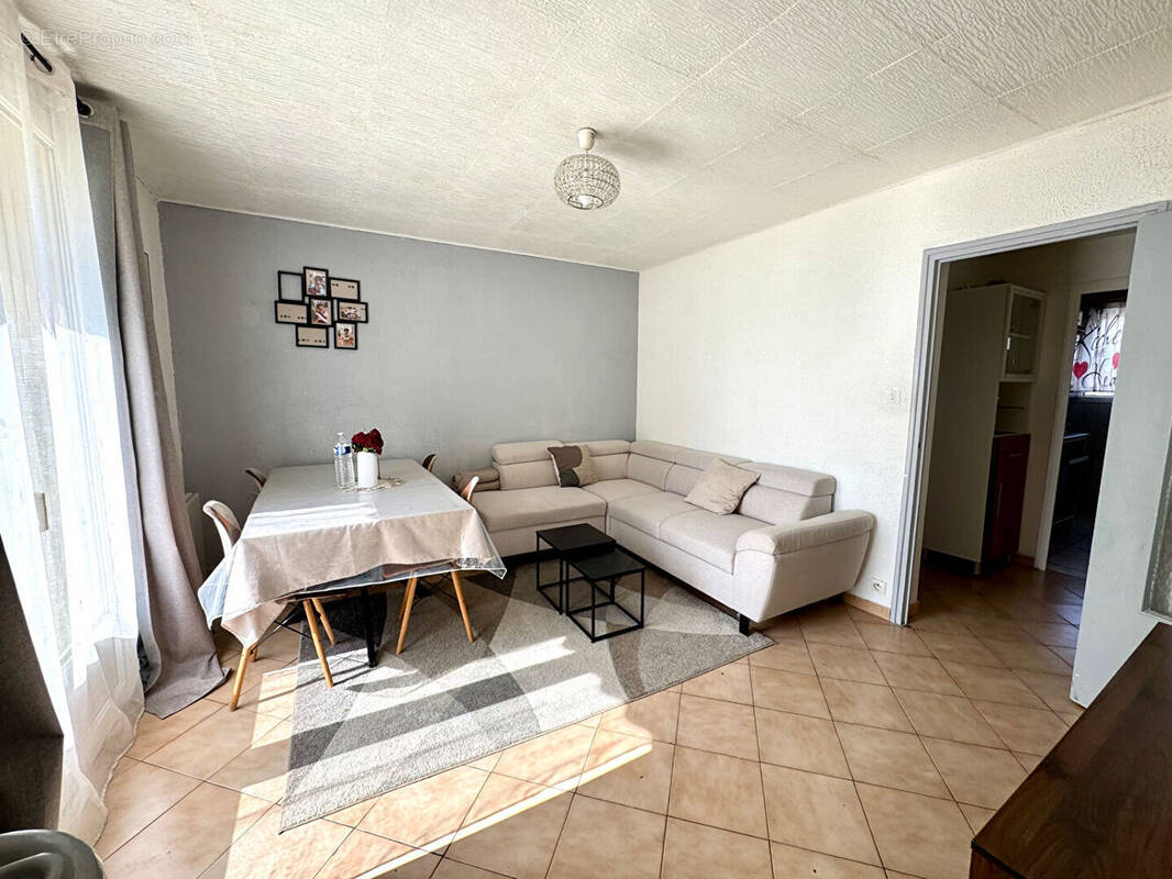 Appartement à BRIGNOLES