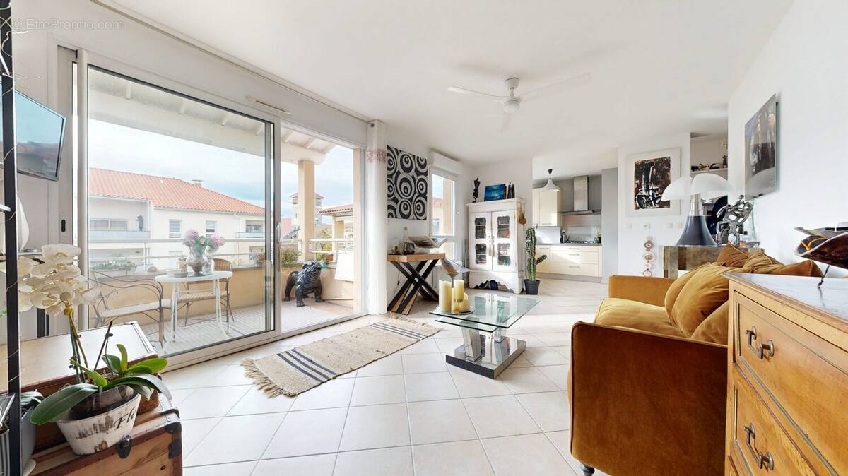 Appartement à CRAPONNE