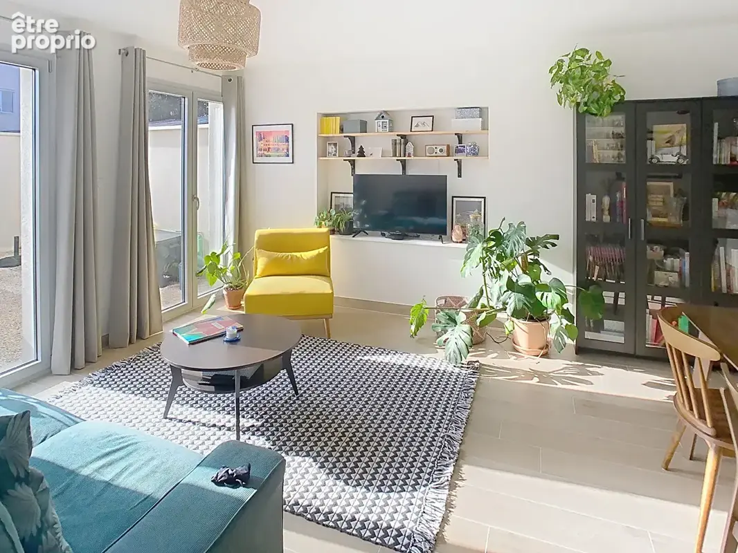 Appartement avec terrasse et stationnement - photo 2