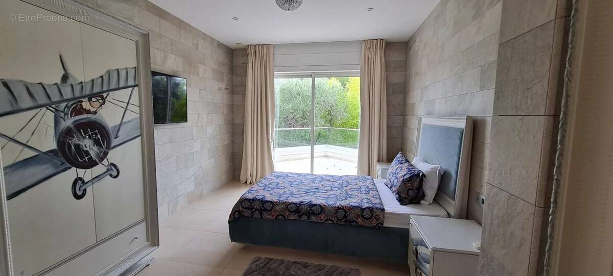 Maison à MOUGINS