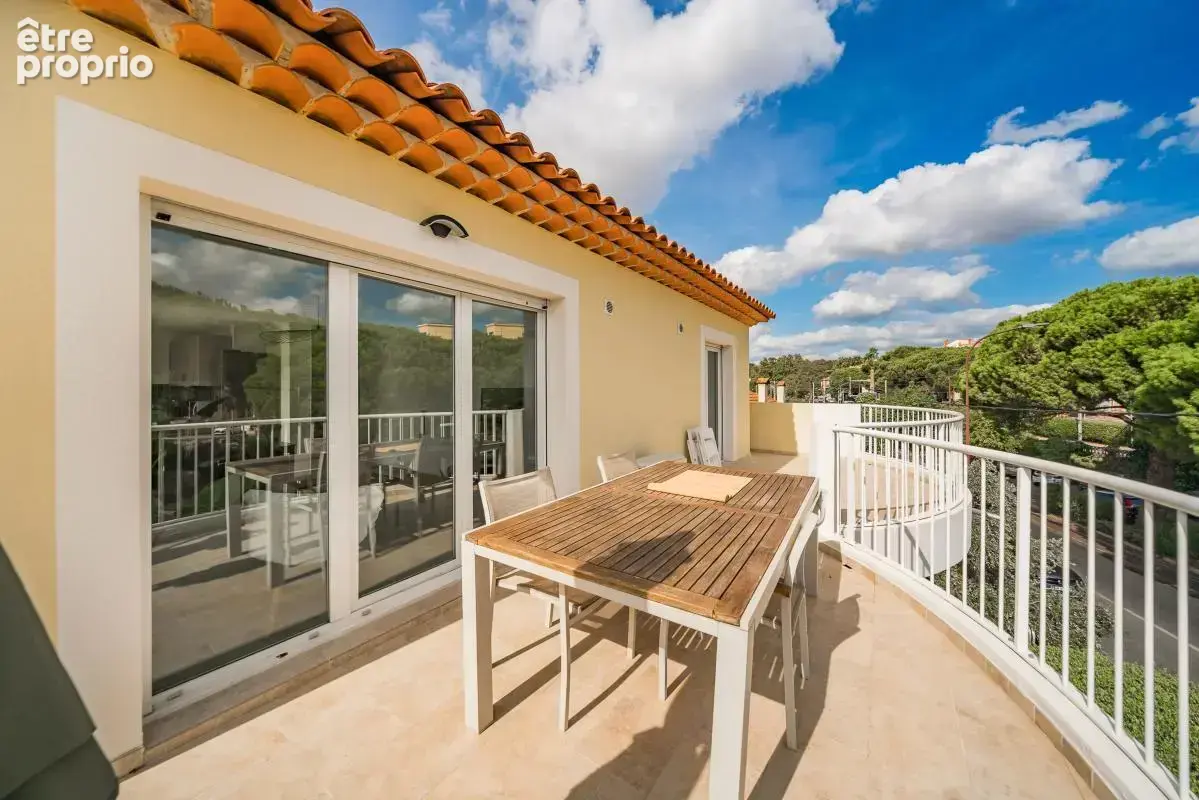 Appartement à FREJUS