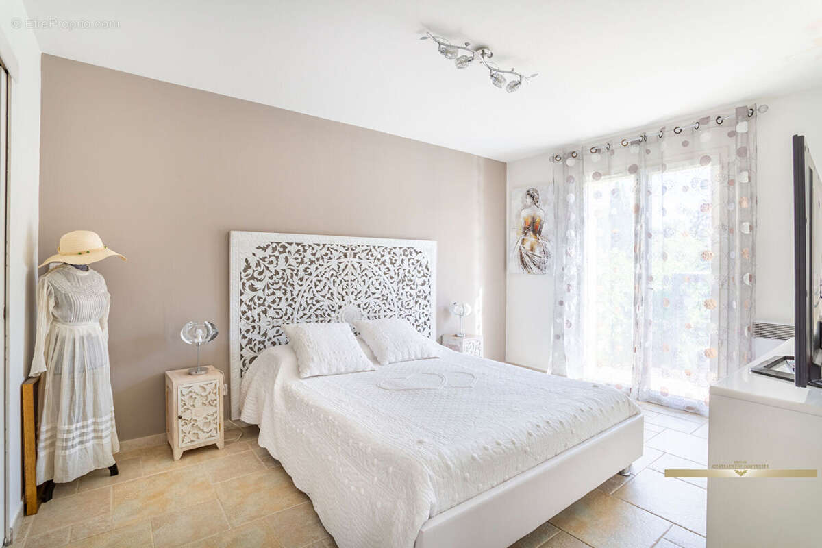 Maison à ENSUES-LA-REDONNE