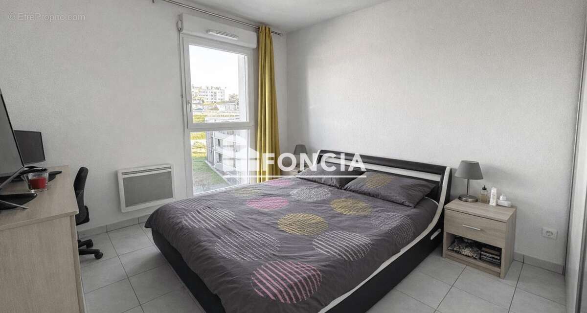 Appartement à MARSEILLE-3E
