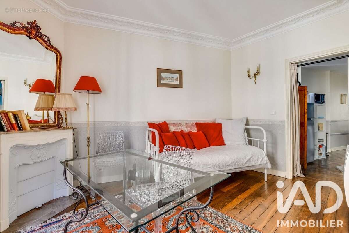 Photo 4 - Appartement à PARIS-15E