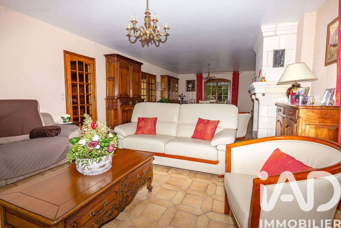 Photo 5 - Maison à VERNOU-SUR-BRENNE