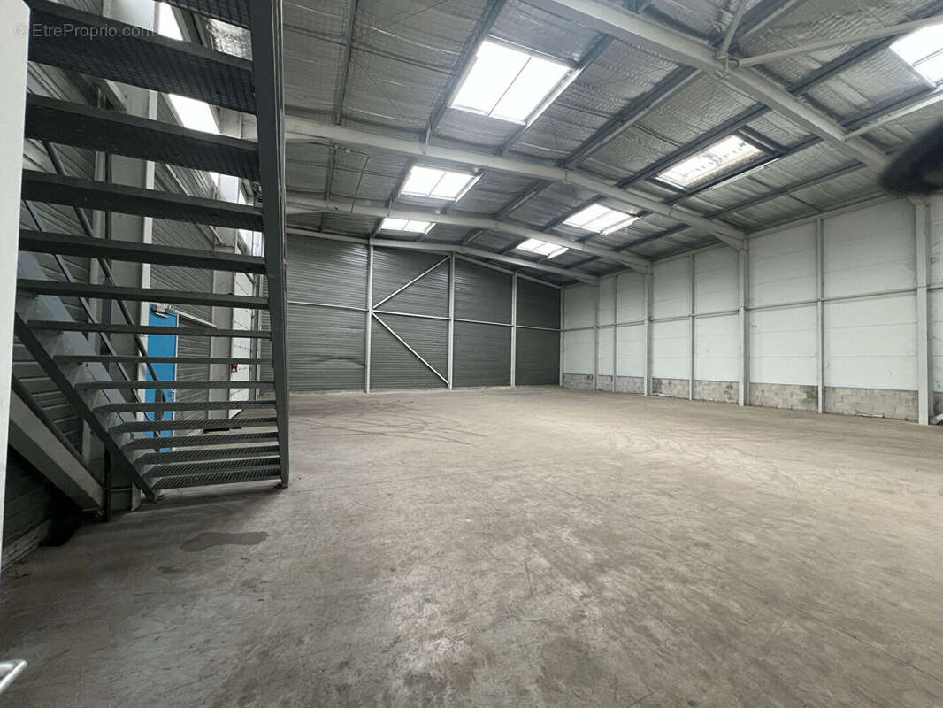 Commerce à ROUSSILLON