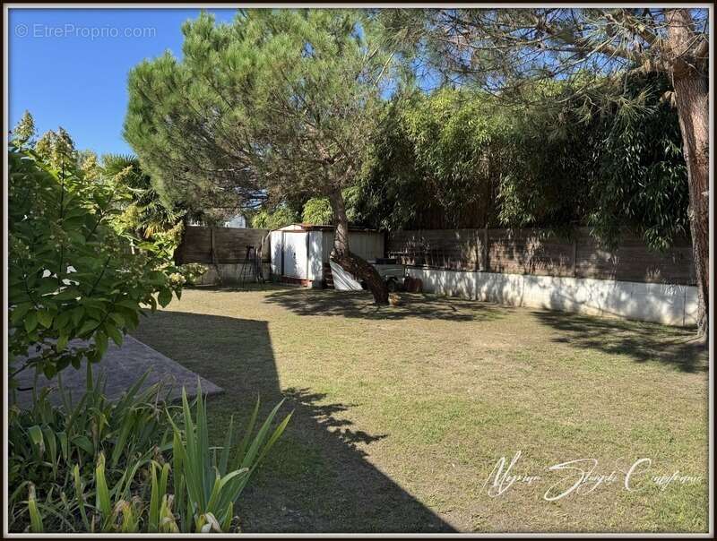 Maison à BENESSE-MAREMNE