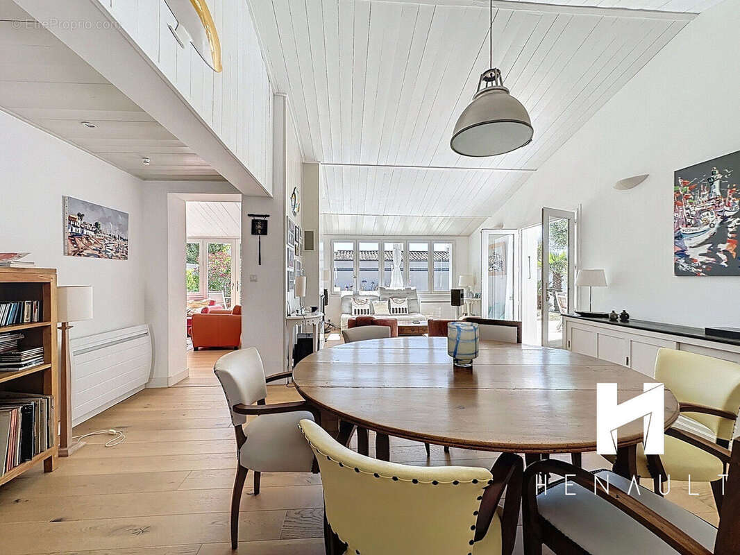 Maison à SAINT-MARTIN-DE-RE