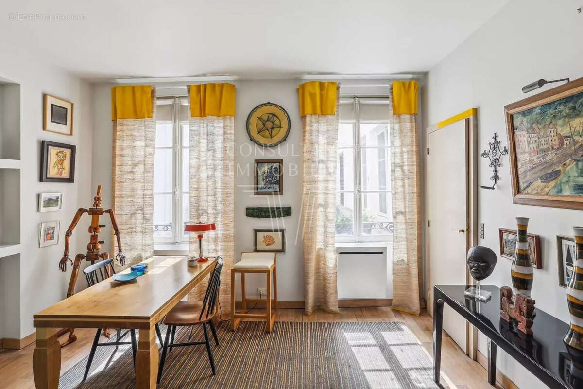 Appartement à PARIS-6E