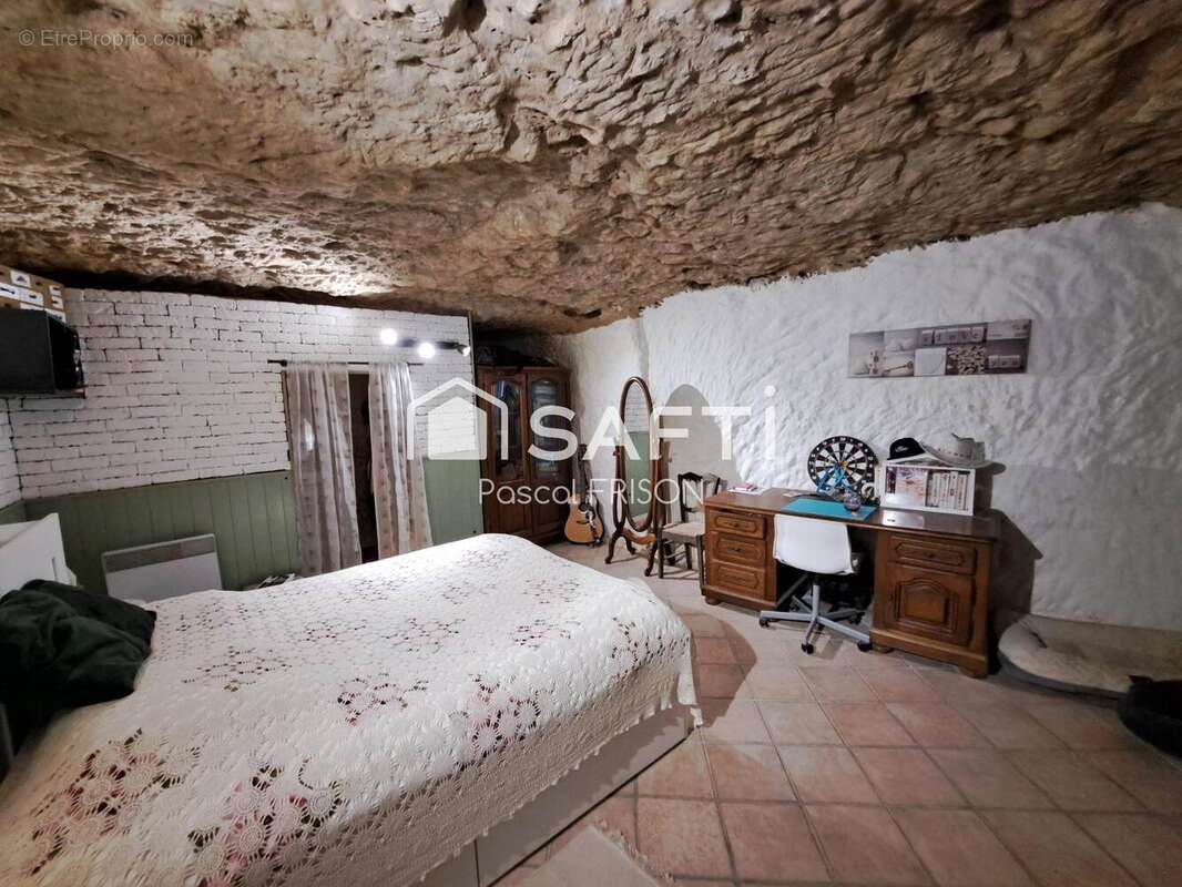 Photo 9 - Maison à SAINT-ETIENNE-DE-CHIGNY