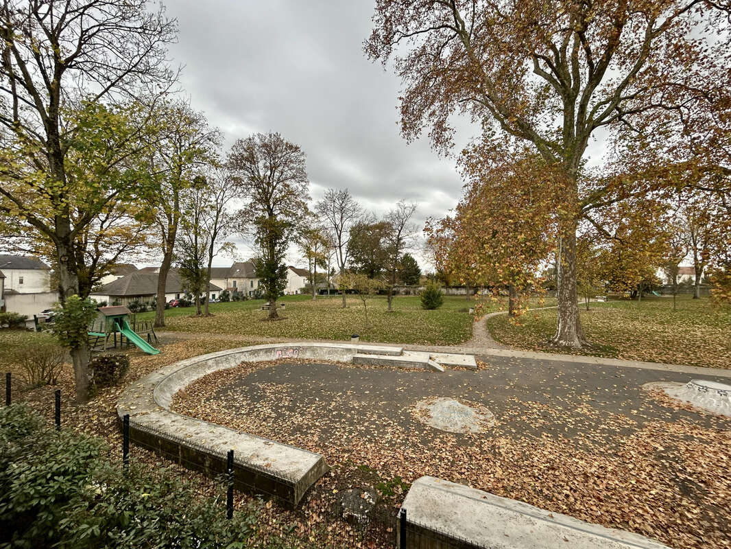 Appartement à CHARNY