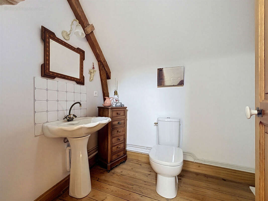 Maison en pierre rénovée, jardin clos et vie de plain-pied à Roz-sur-Couesnon Baie du Mt St Michel - photo 16